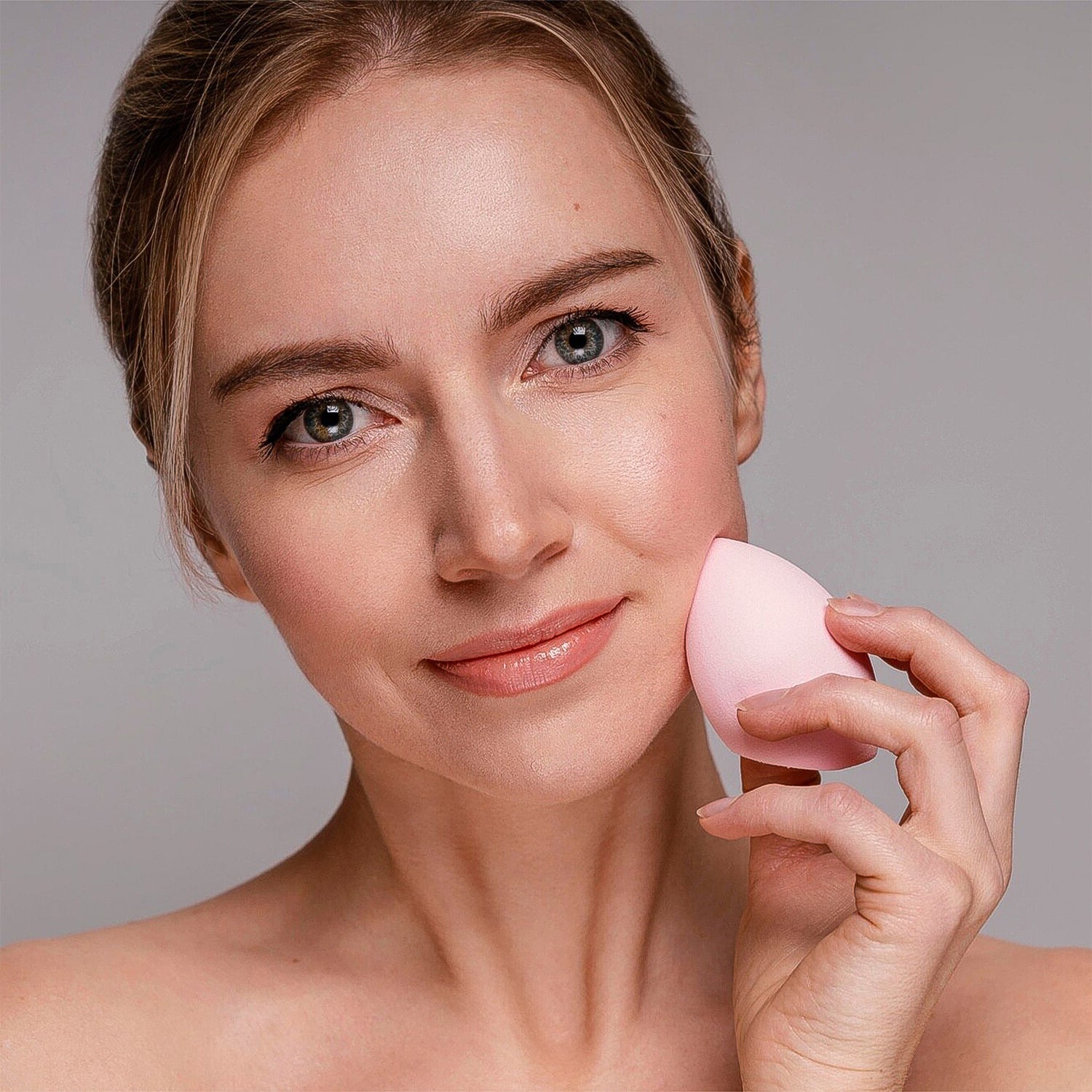 Tiny Beauty Sponge Set for Detail Work Tiny Beauty Sponge Set for Detail Work